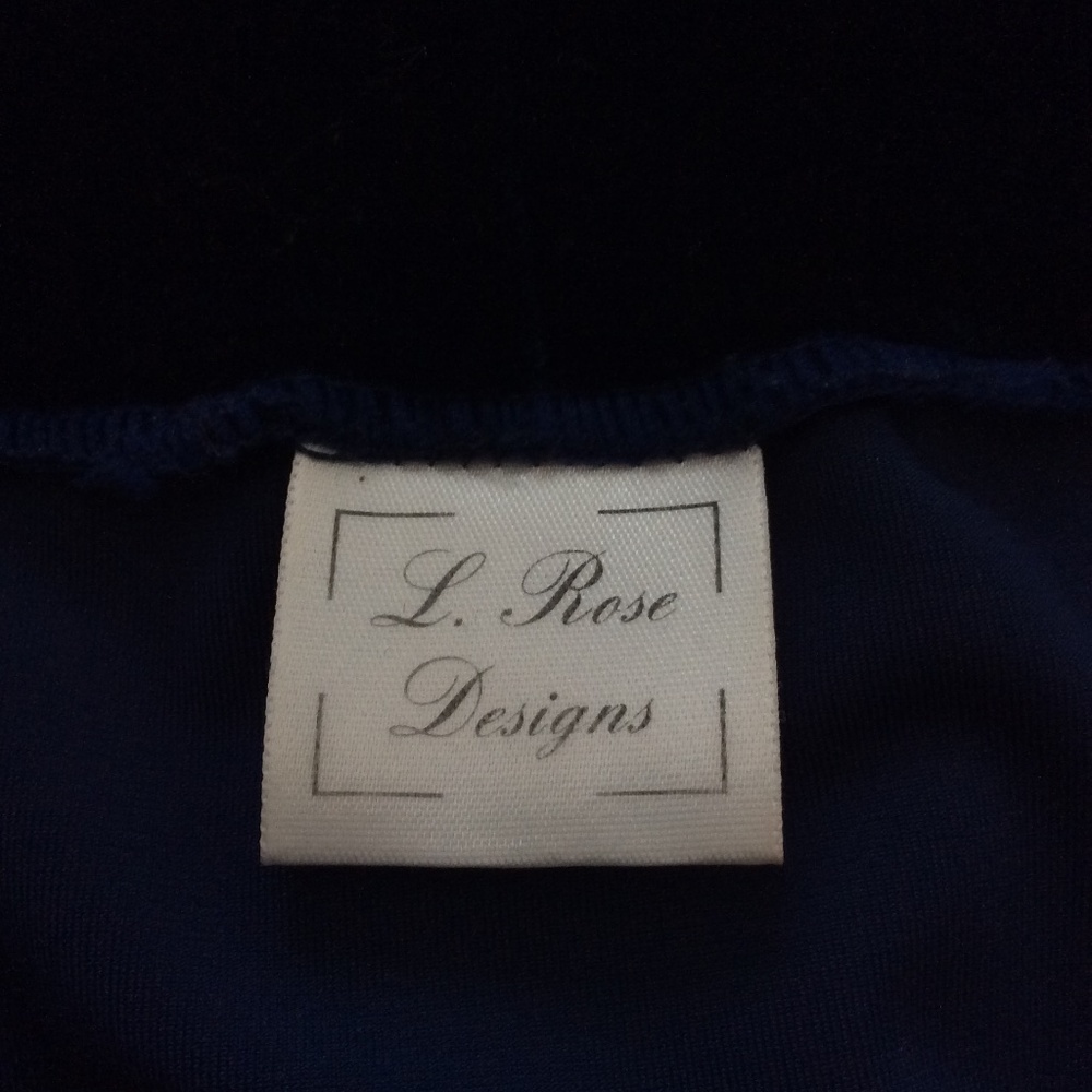 L.Rose Designs Navy Velvet Mermaid Skirt & Gauntlet Gloves - Picture 8 of 9